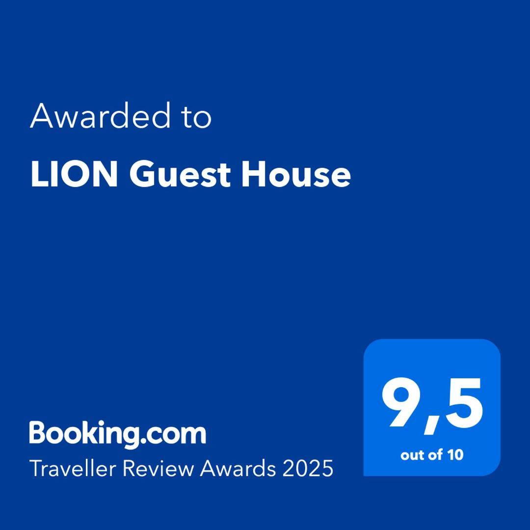 Lion Guest House Buchara Exteriör bild